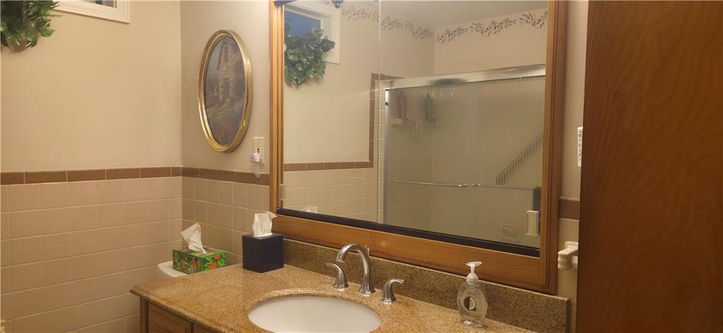 19 Township Rd T355 Burgettstown, PA 15021 - Photo 34 of 47 Full Bath