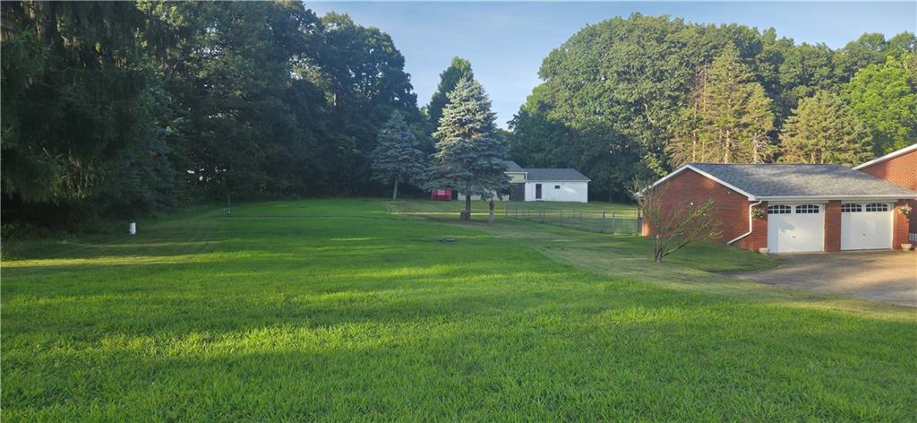 19 Township Rd T355 Burgettstown, PA 15021 - Photo 5 of 47 Huge Side Yard