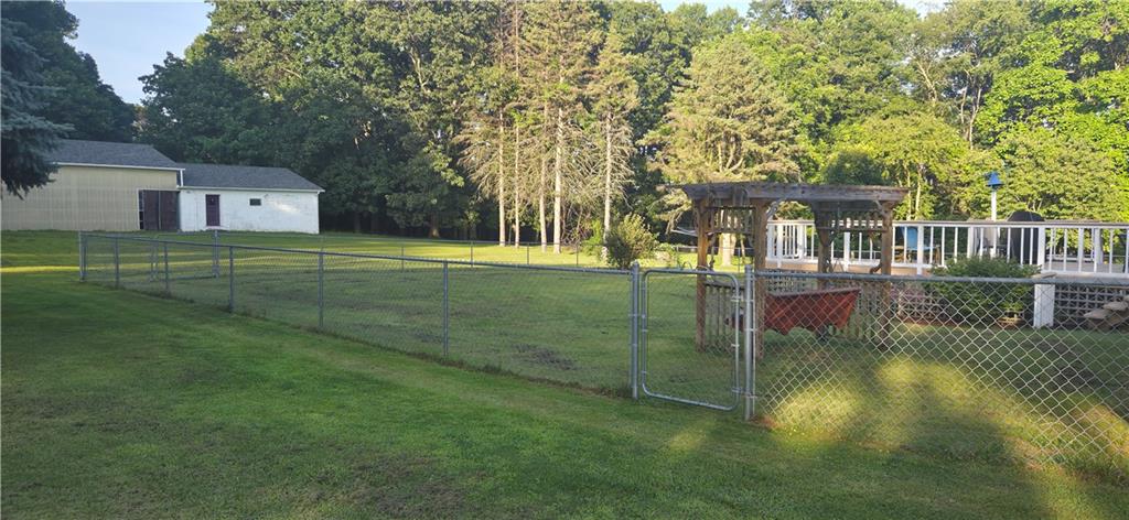 19 Township Rd T355 Burgettstown, PA 15021 - Photo 8 of 47 Huge Backyard