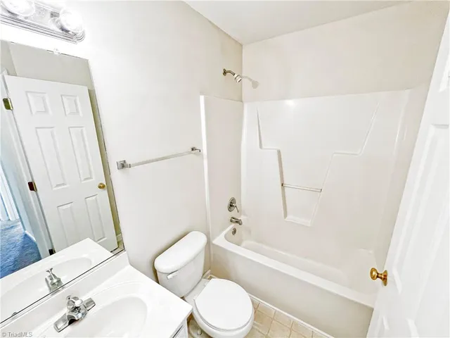 $1,750 | 4445 Baylor Street, Greensboro, NC 27455