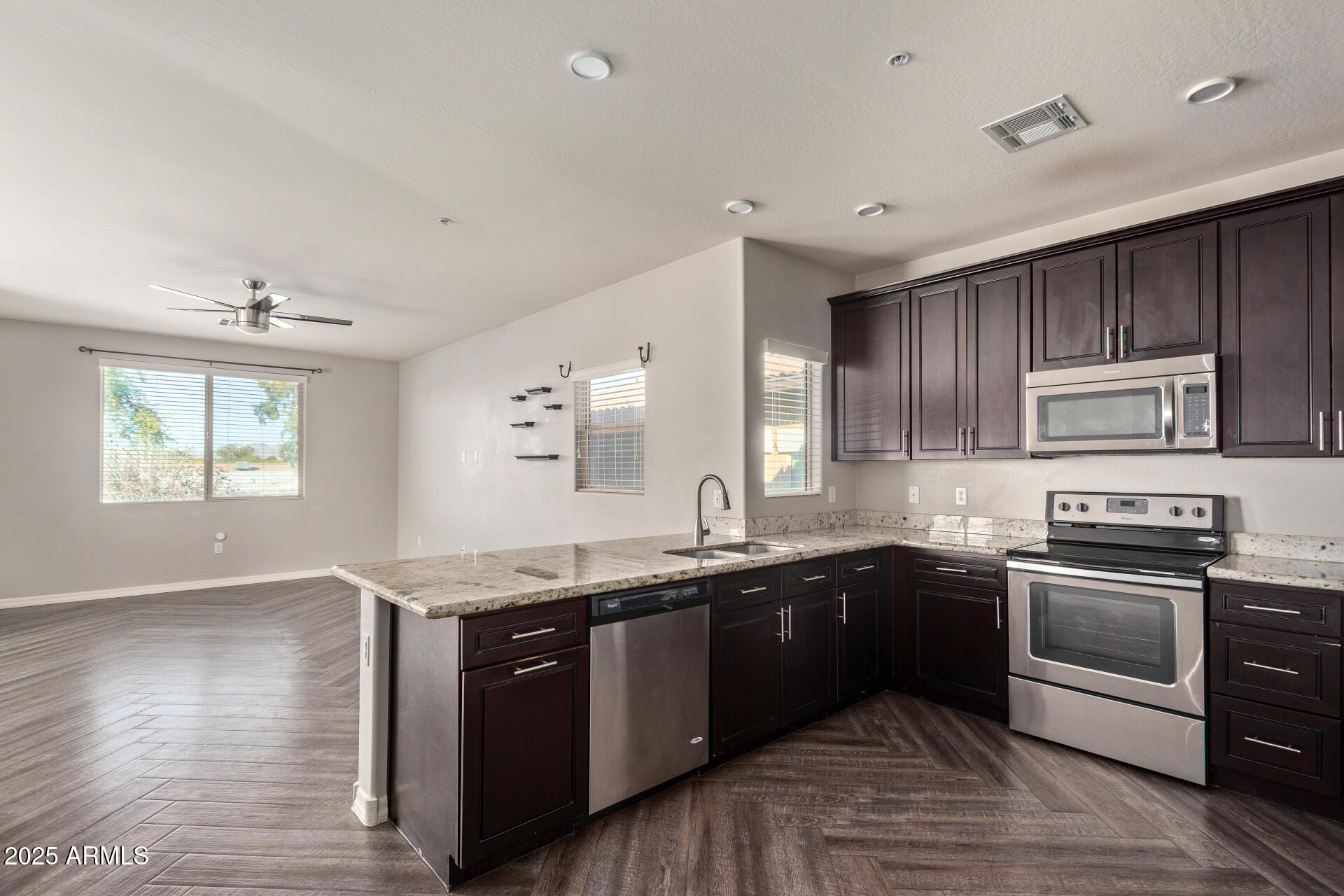 7726 East Baseline Road, Unit 207 Mesa, AZ 85209 - Photo 4 of 24 Gallery Image 4