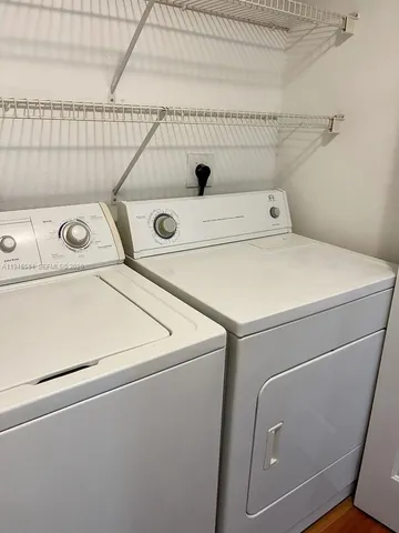 $1,975 | 7930 North Nob Hill Road, Unit 204, Tamarac, FL 33321