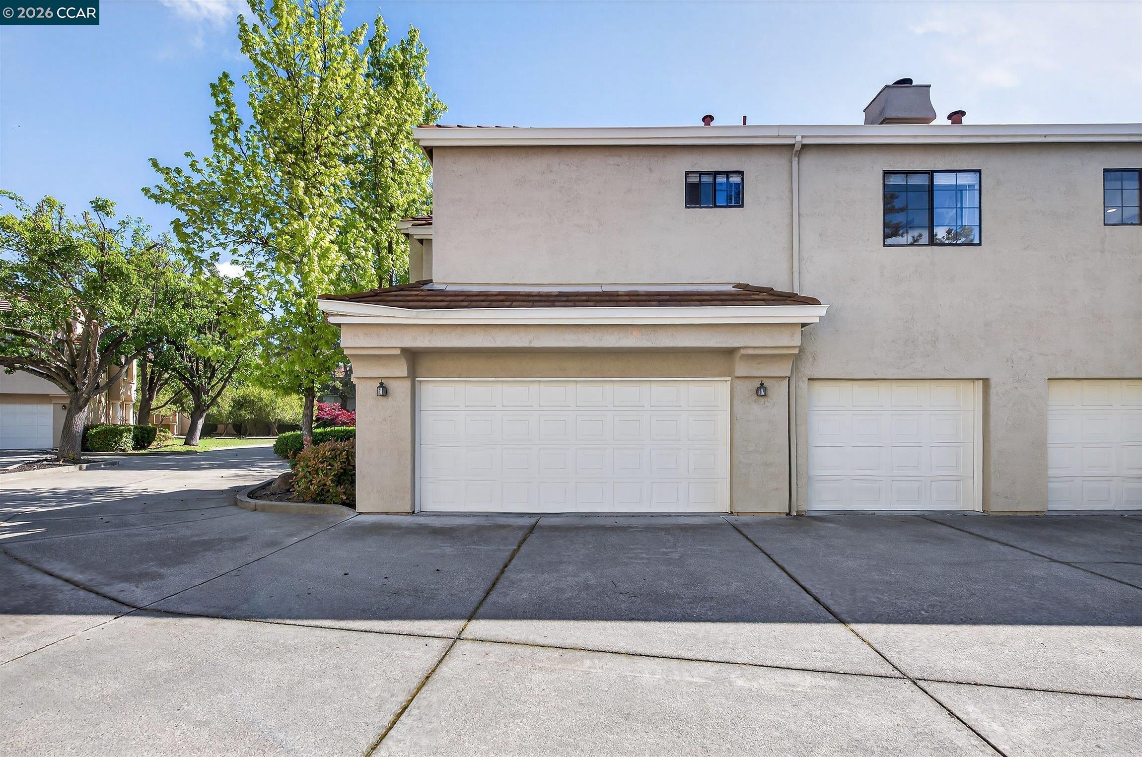 83 Tahoe Court, Unit 203 San Ramon, CA 94582 - Photo 2 of 37