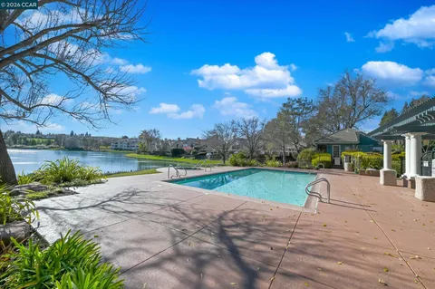 $825,000 | 83 Tahoe Court, Unit 203, San Ramon, CA 94582