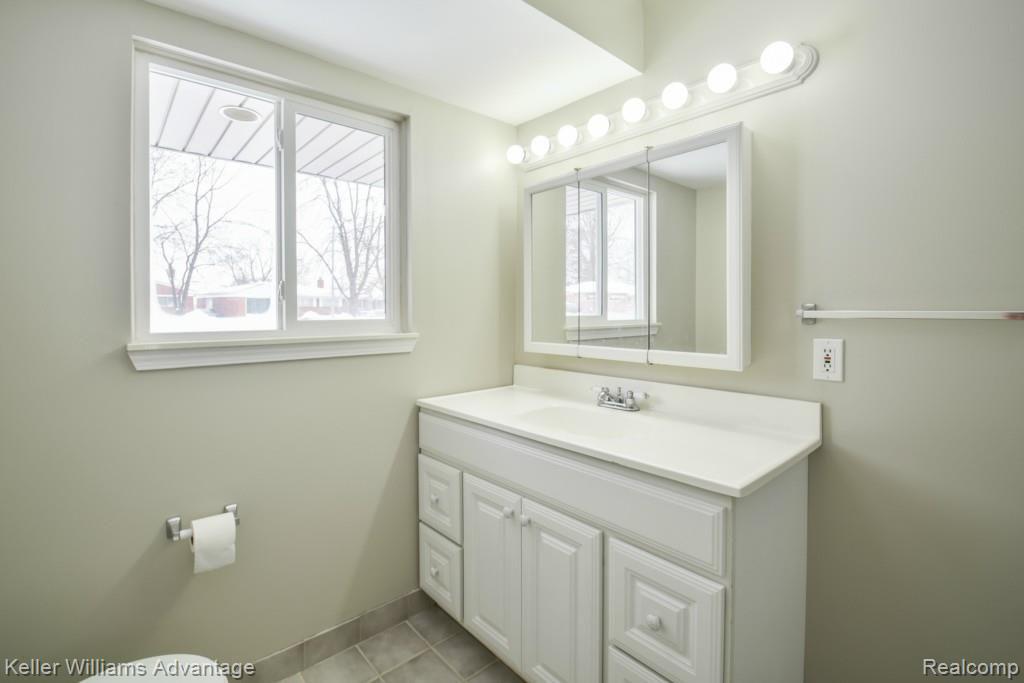 8084 Pardee Road Taylor, MI 48180 - Photo 19 of 47 Pardee-0245.jpg
