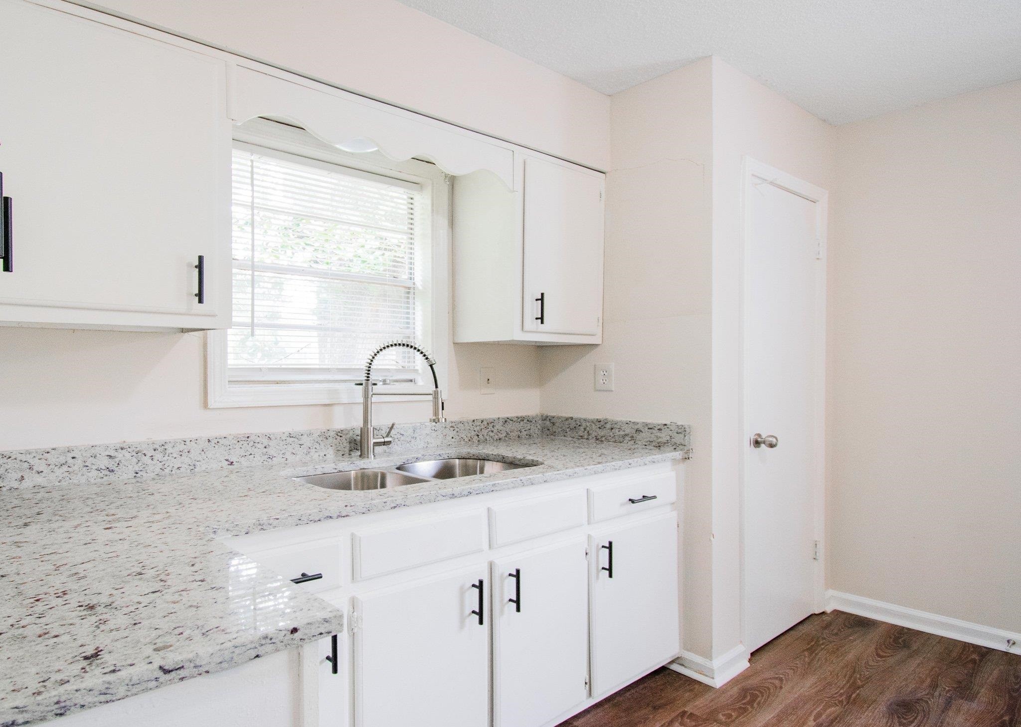 4569 Sumners Wells Road Memphis, TN 38118 - Photo 3 of 18