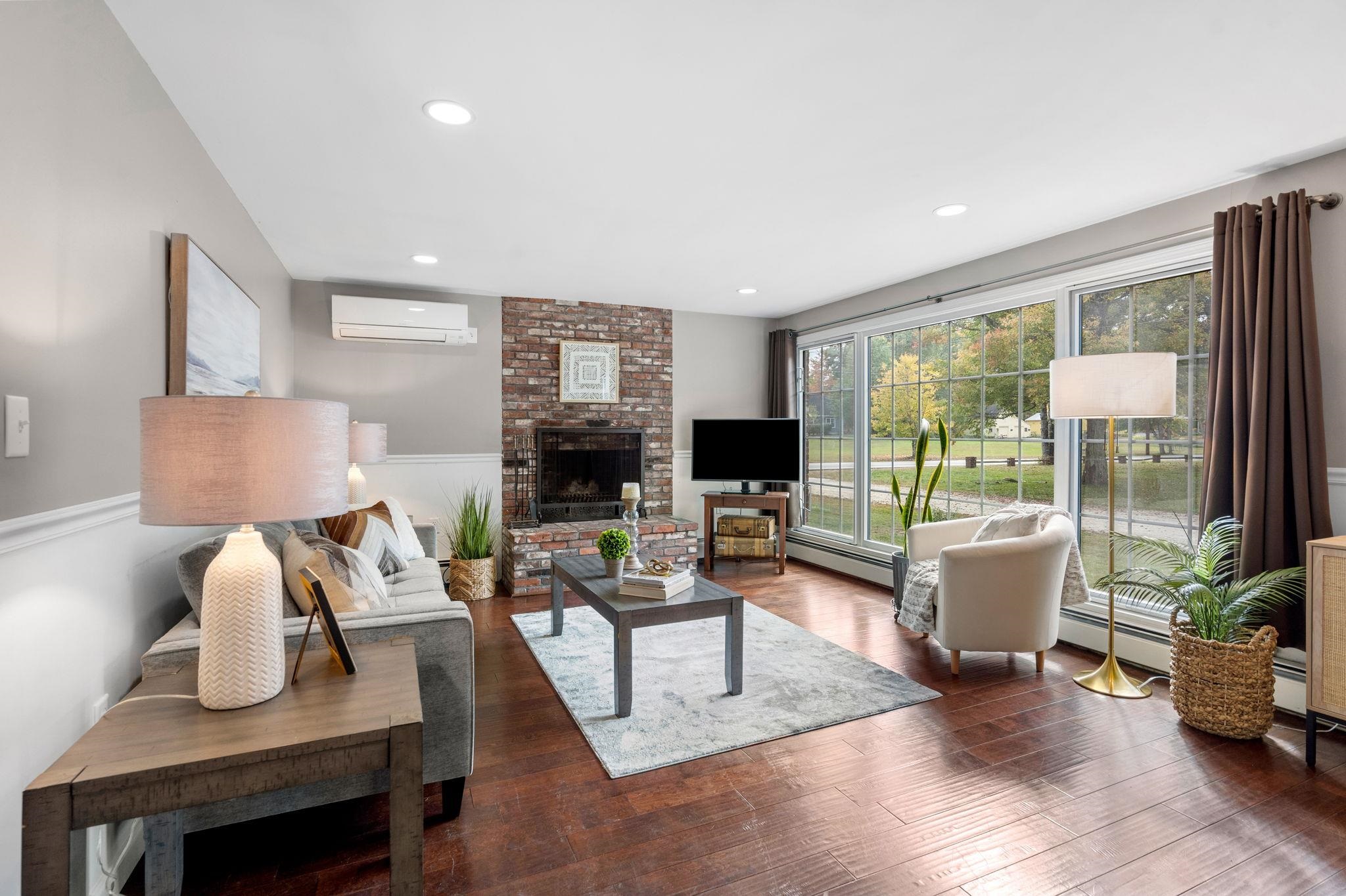 158 County Road Bedford, NH 03110 - Photo 2 of 37