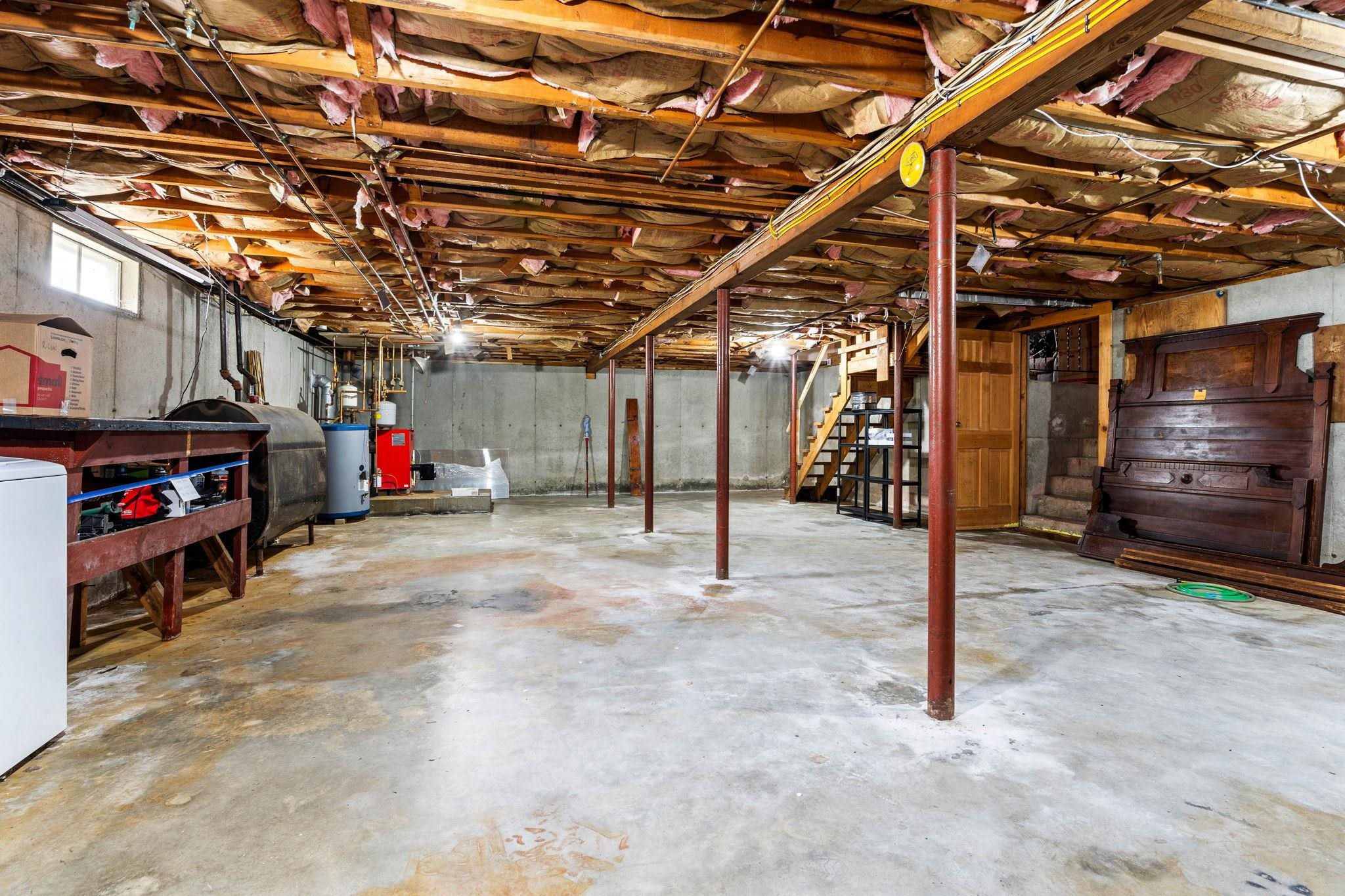 158 County Road Bedford, NH 03110 - Photo 22 of 37