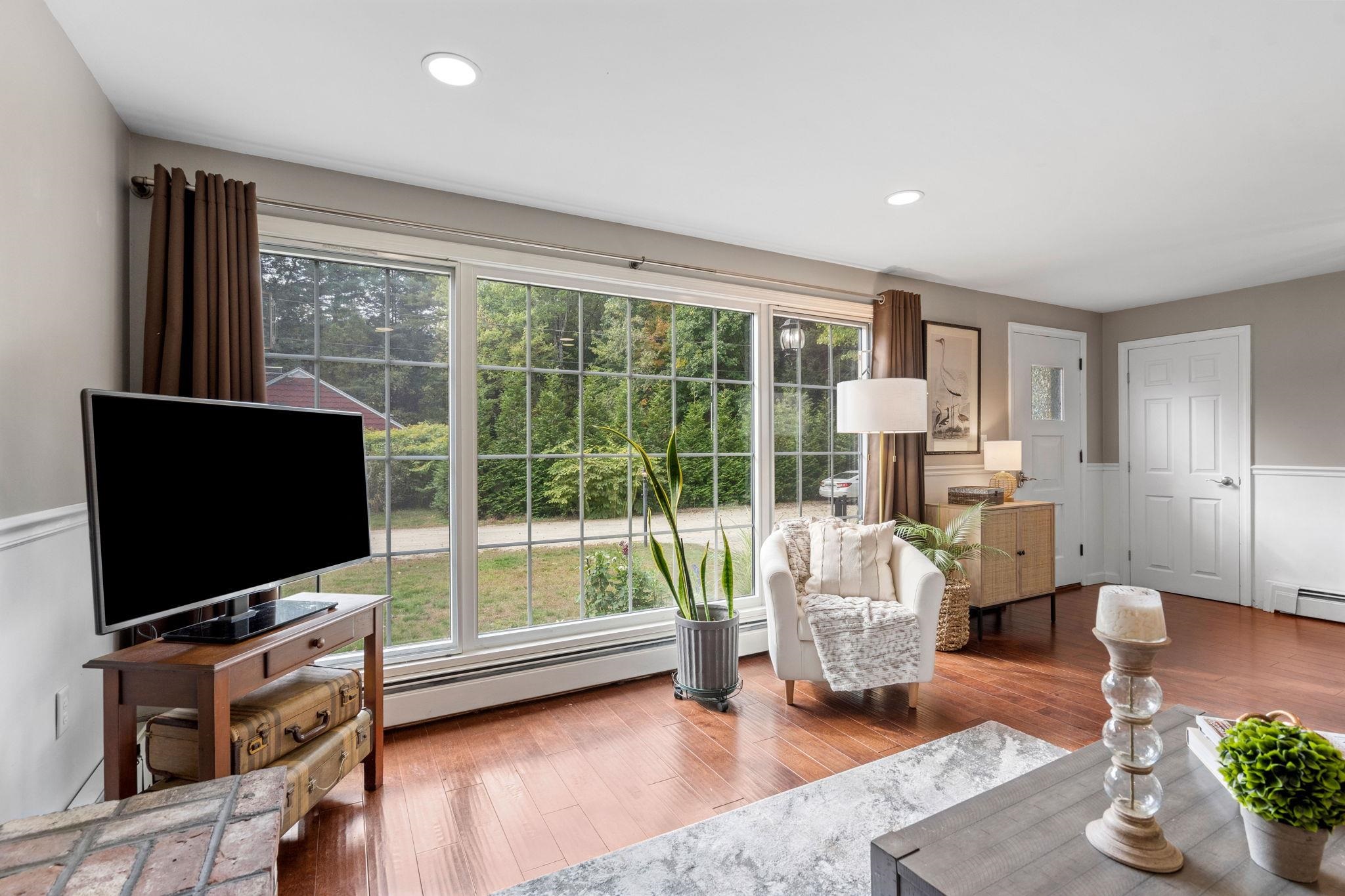 158 County Road Bedford, NH 03110 - Photo 23 of 37