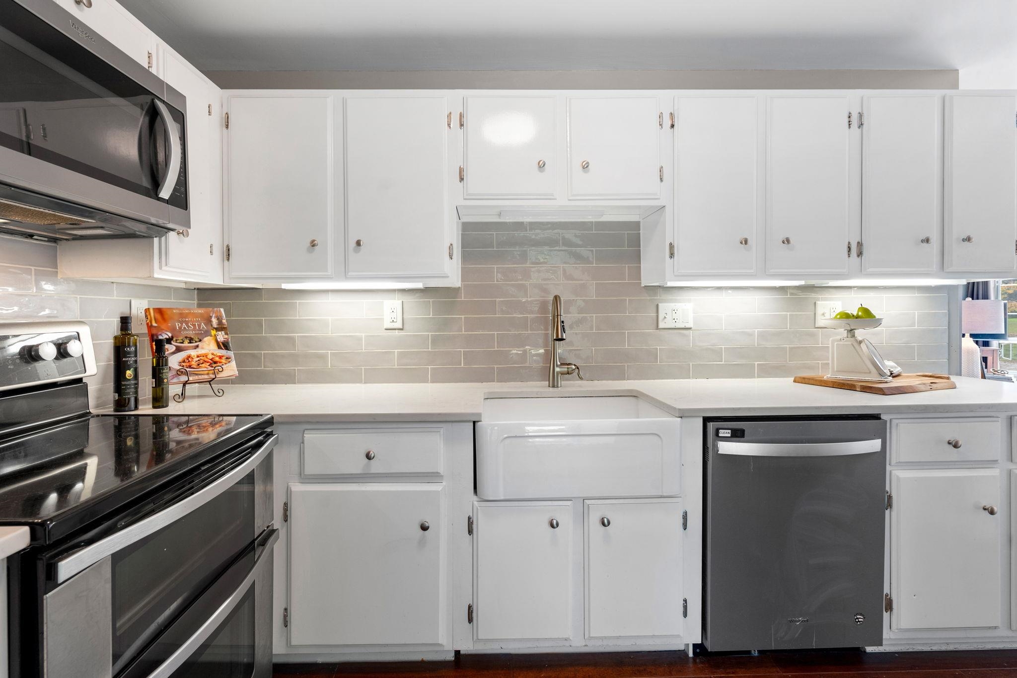 158 County Road Bedford, NH 03110 - Photo 37 of 37