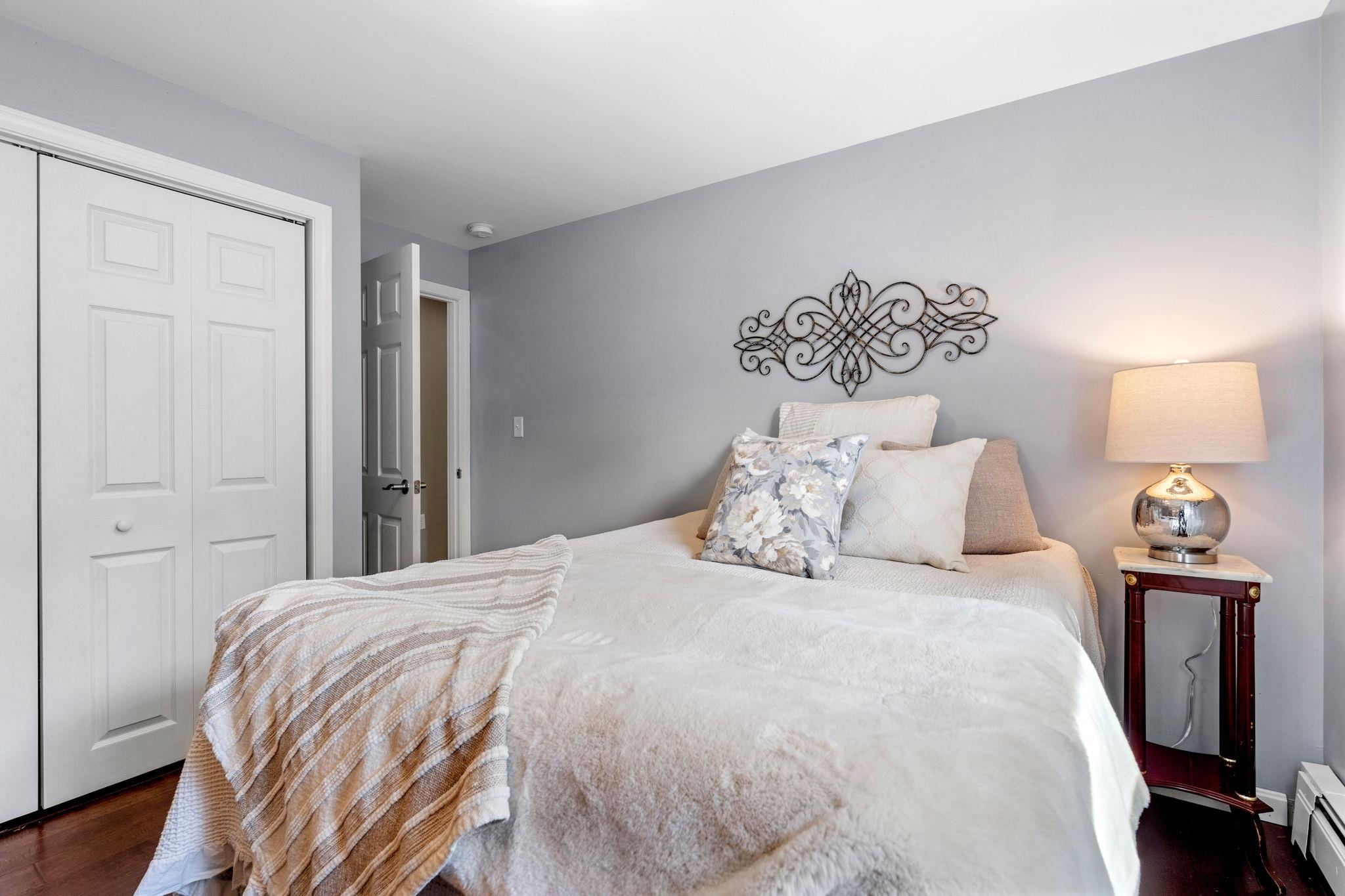 158 County Road Bedford, NH 03110 - Photo 8 of 37