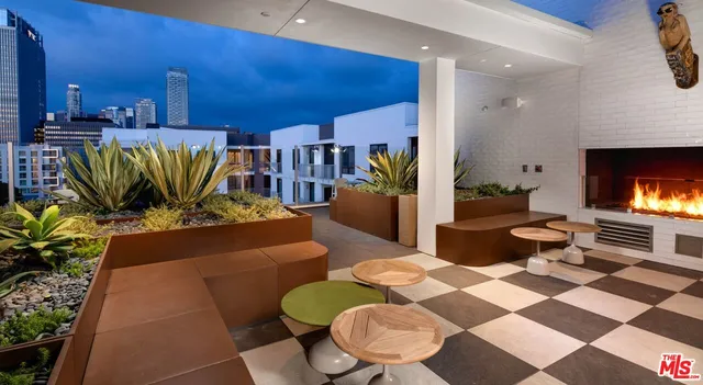 $2,599 | 1340 South Hill Street, Unit 205, Los Angeles, CA 90015