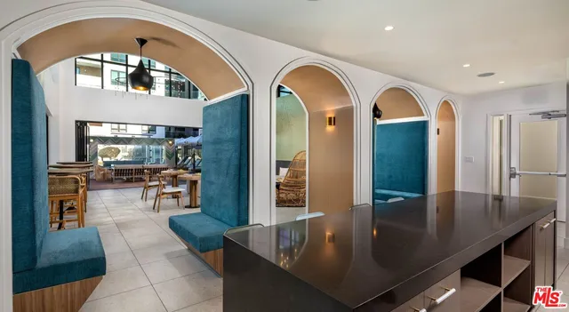 $2,599 | 1340 South Hill Street, Unit 205, Los Angeles, CA 90015