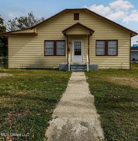 $119,000 | 4718 Main Street, Moss Point, MS 39563