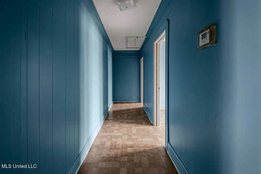 4718 Main Street Moss Point, MS 39563 - Photo 11 of 22 DSC00768