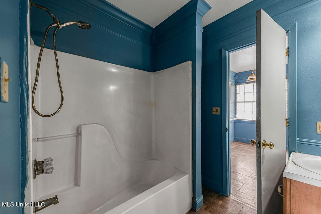 4718 Main Street Moss Point, MS 39563 - Photo 15 of 22 DSC00772