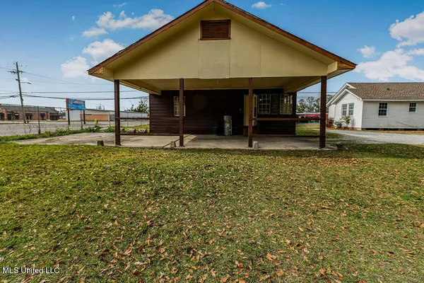 $119,000 | 4718 Main Street, Moss Point, MS 39563
