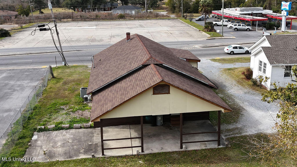 4718 Main Street Moss Point, MS 39563 - Photo 2 of 22 DJI_20260121125010_0001_D