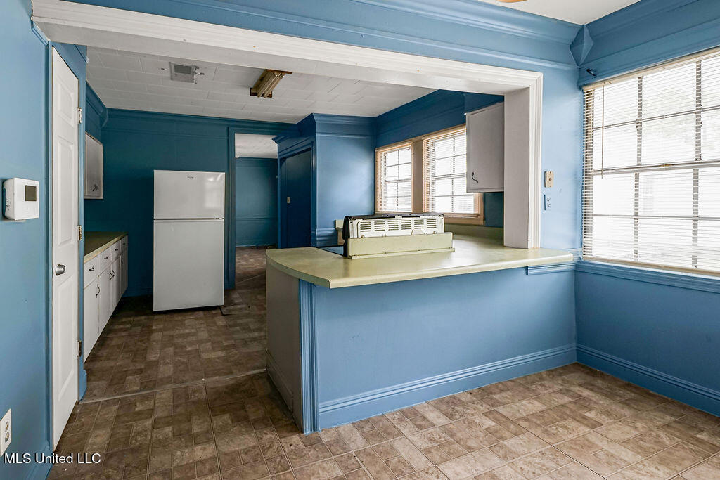 4718 Main Street Moss Point, MS 39563 - Photo 6 of 22 DSC00763