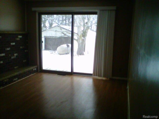 IMG00103-20110131-1649[1]