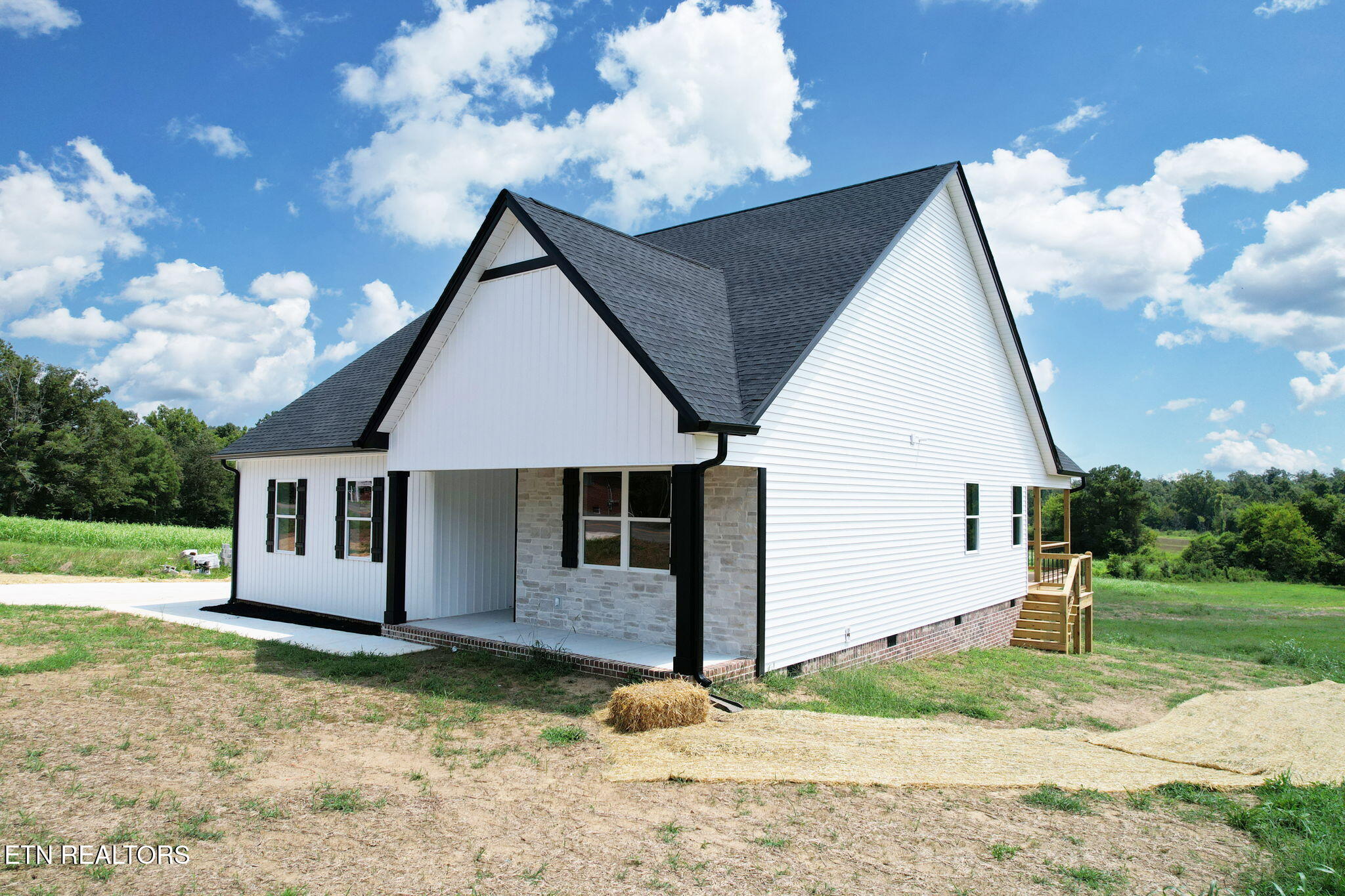 5301 Southeast Trewhitt Road Cleveland, TN 37323 - Photo 4 of 39 3-web-or-mls-DJI_0060