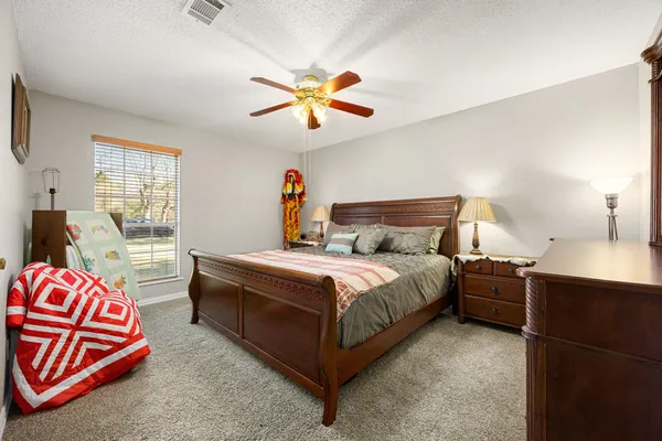 $315,000 | 2210 Lucretia Street, Pinehurst, TX 77362