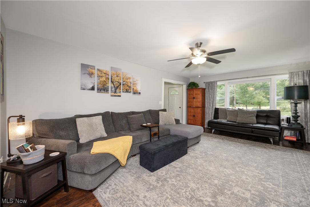 6590 Peck Road Ravenna, OH 44266 - Photo 6 of 45 Gallery Image 6