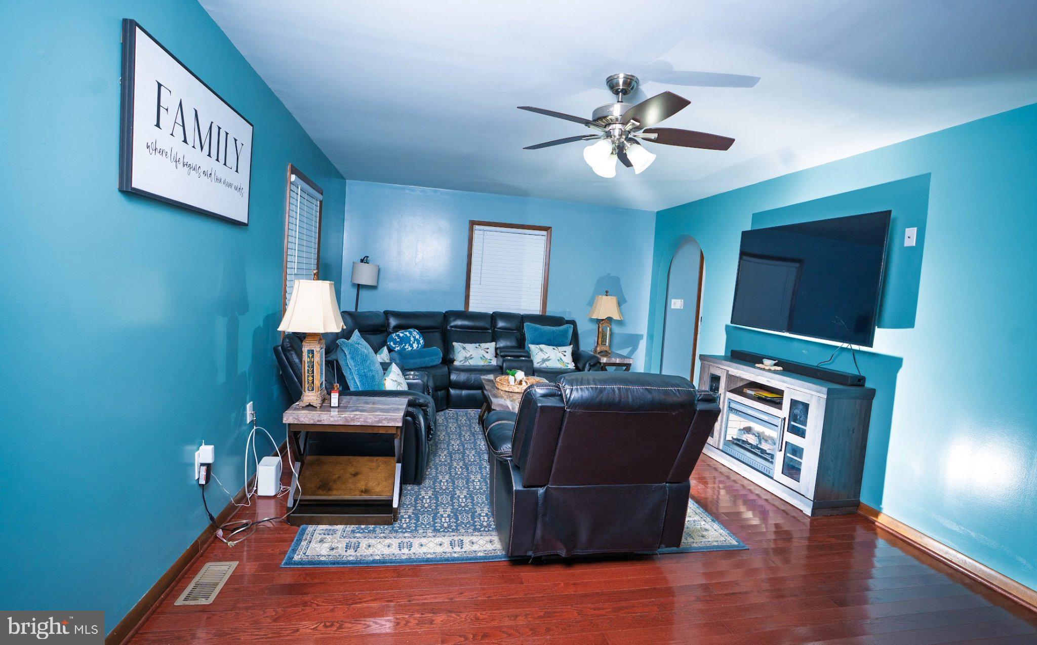 1537 Galena Road Baltimore, MD 21221 - Photo 5 of 23 Gallery Image 5
