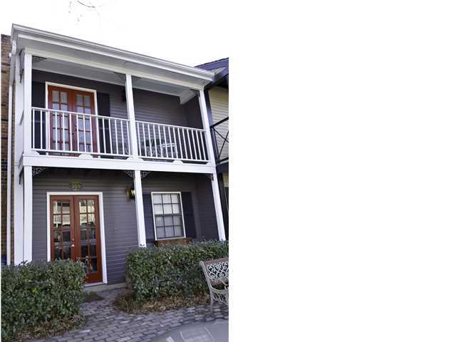 309 Rue Chartres Lafayette, LA 70508 - Photo 1 of 23 Primary Photo