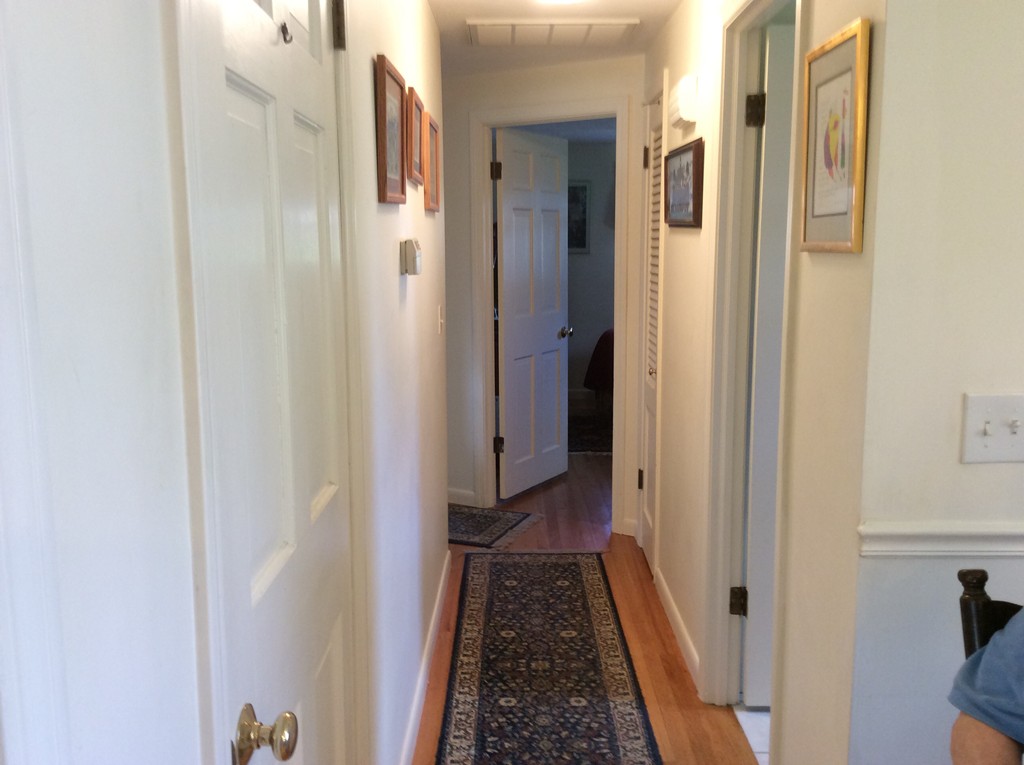 280 Dutchess Street Springfield, MA 01129 - Photo 14 of 21