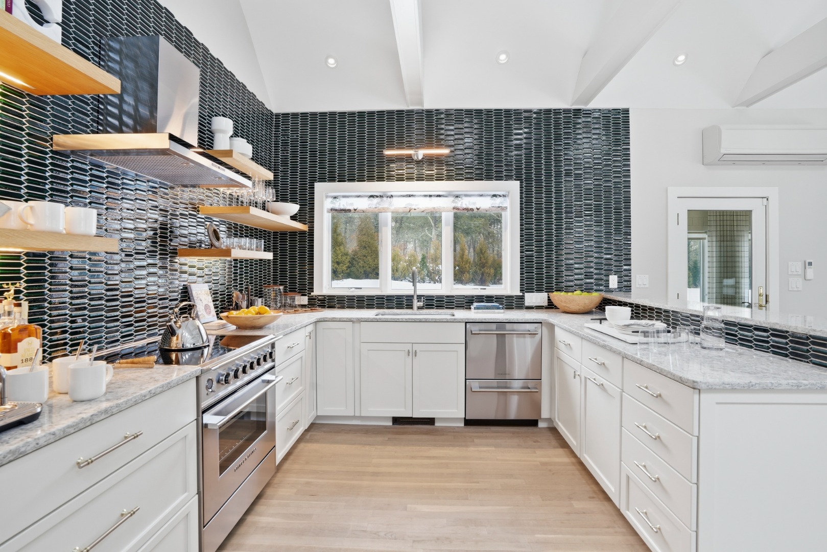 471 West Tisbury Road Edgartown, MA 02539 - Photo 17 of 42