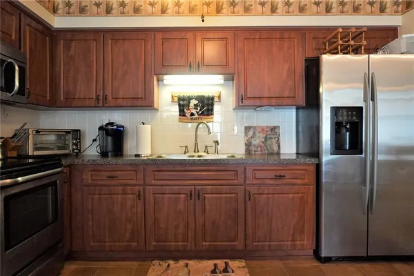 $1,250 | 4348 Tahitian Gardens Circle, Unit B, Holiday, FL 34691