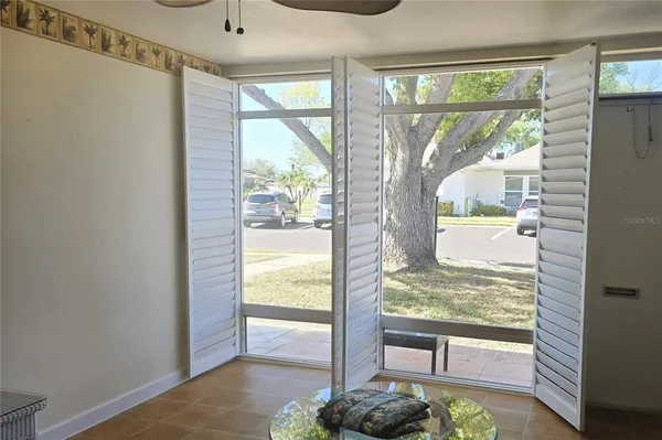 $1,250 | 4348 Tahitian Gardens Circle, Unit B, Holiday, FL 34691