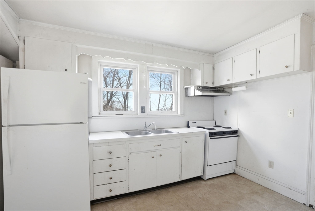 37 Richards Road Hull, MA 02045 - Photo 16 of 29