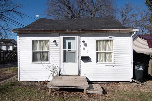 $89,000 | 109 East Factory Street, Lagrange, IN 46761