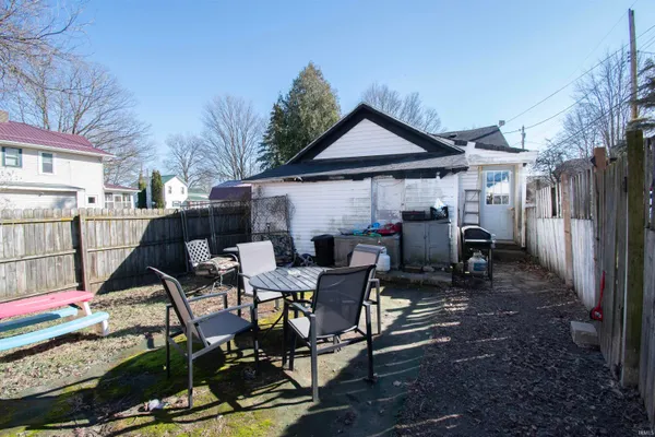 $89,000 | 109 East Factory Street, Lagrange, IN 46761
