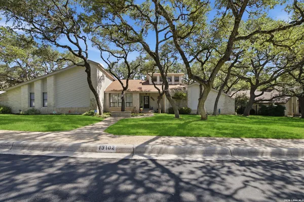 $799,900 | 13102 Hunters Ledge, San Antonio, TX 78230