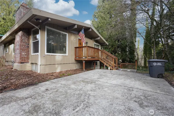 $920,000 | 11109 144th Street East, Puyallup, WA 98374