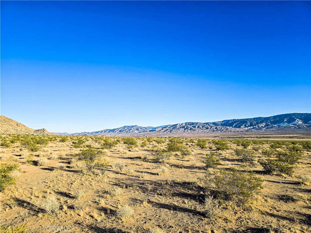 0 Comet Road Lucerne Valley, CA 92356 - Photo 3 of 11 a view of an ocean