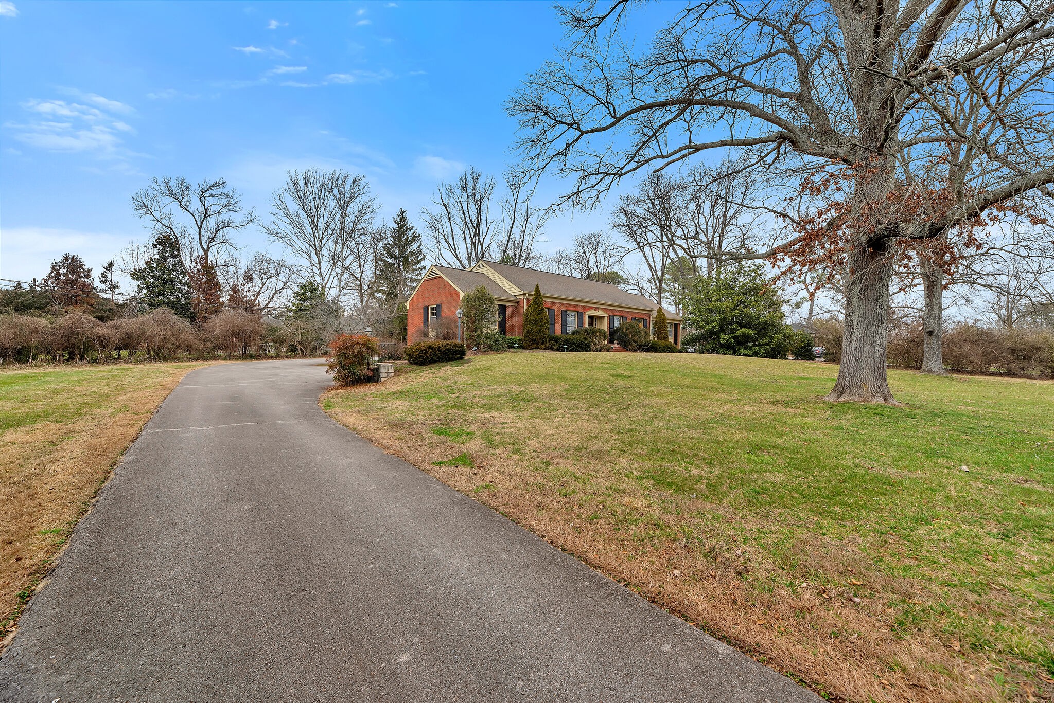 5932 Post Road Nashville, TN 37205 - Photo 4 of 42 Gallery Image 4