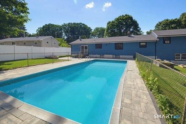 16 Crestview Terrace Wallingford, CT 06492 - Photo 29 of 33