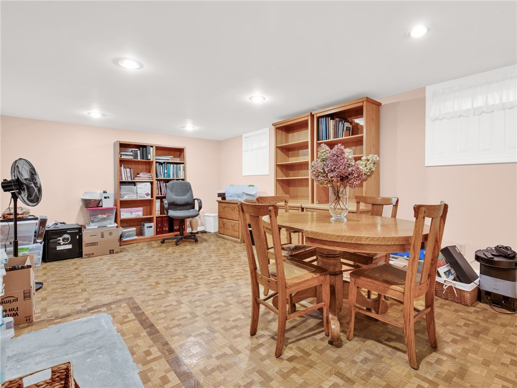 10 Ridgefield Drive East Greenwich, RI 02818 - Photo 32 of 38