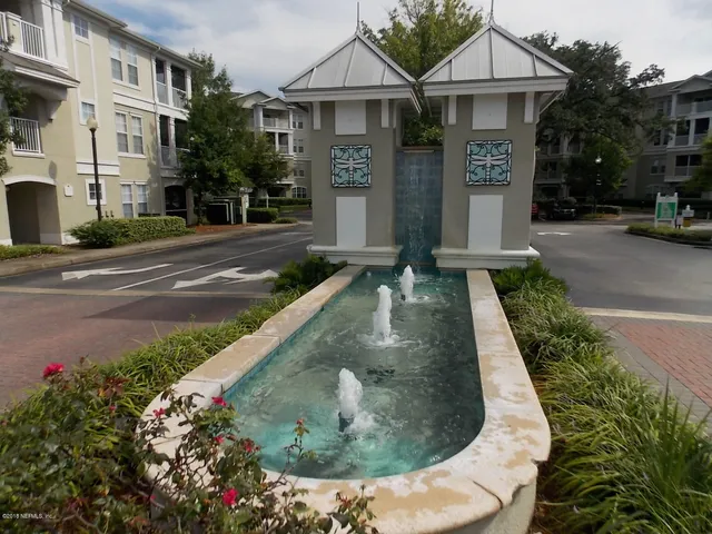 $1,100 | 8290 Gate Parkway West, Unit 717, Jacksonville, FL 32216