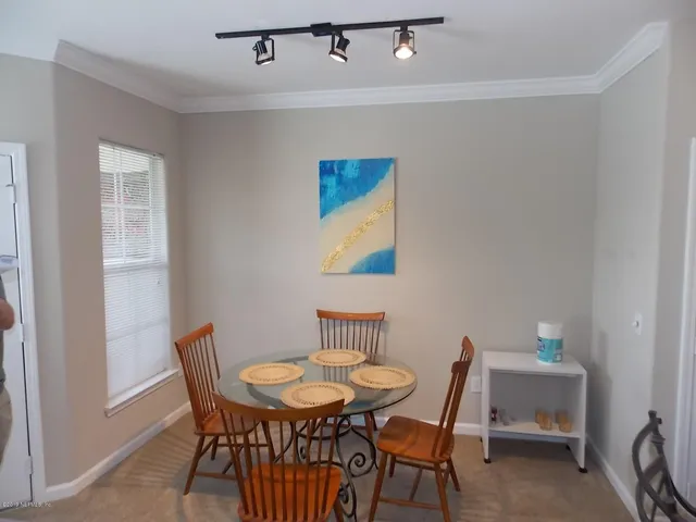 $1,100 | 8290 Gate Parkway West, Unit 717, Jacksonville, FL 32216