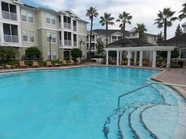 $1,100 | 8290 Gate Parkway West, Unit 717, Jacksonville, FL 32216