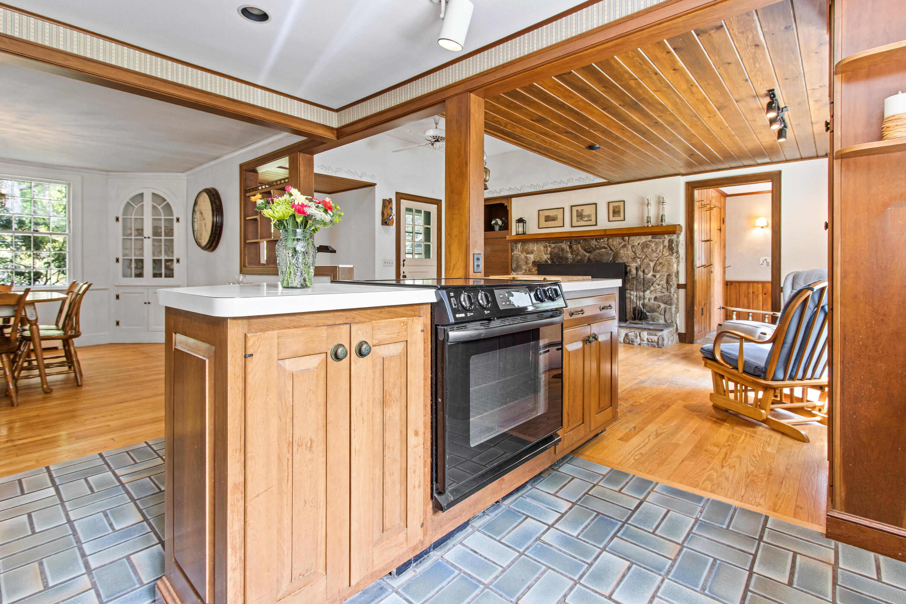 86 Mast Road Falmouth, ME 04105 - Photo 11 of 60 20250529KJ-71013