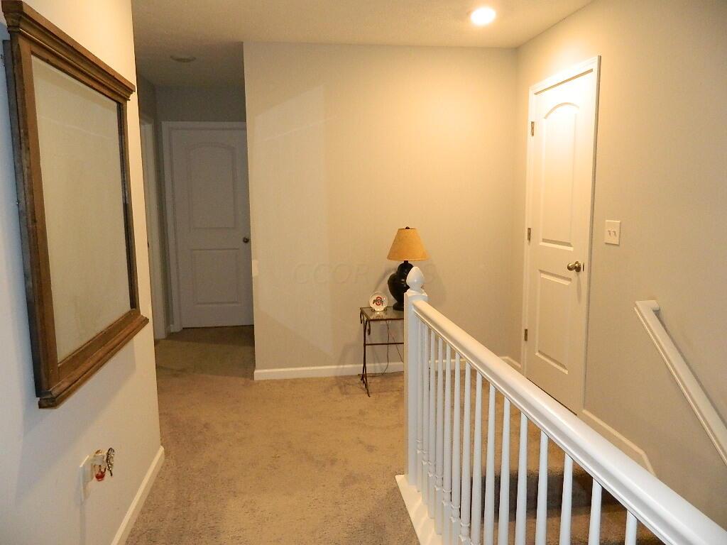 297 Riverside Drive Orient, OH 43146 - Photo 13 of 21 Upstairs Hallway