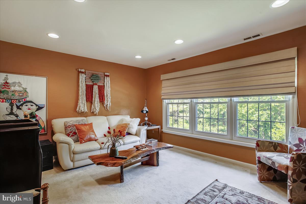 15 Deep Run Road Lutherville-Timonium, MD 21093 - Photo 22 of 31 Bedroom 2