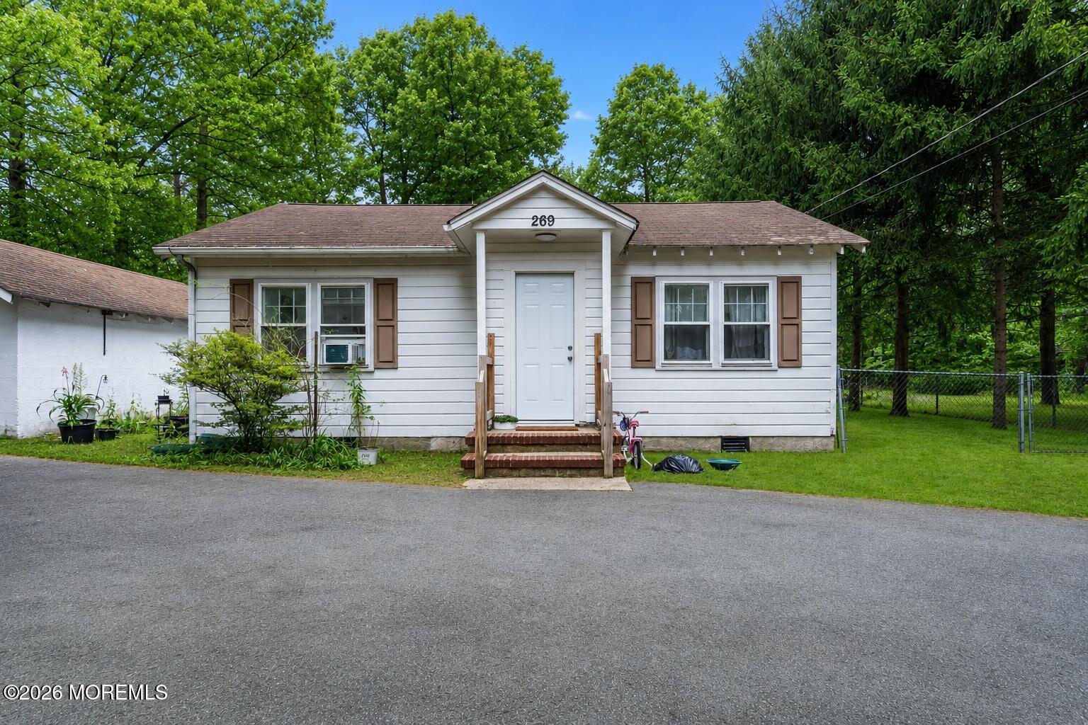 269 Alexander Avenue Howell, NJ 07731 - Photo 5 of 43 ChatGPT Image Jun 17, 2026, 10_14_56 AM