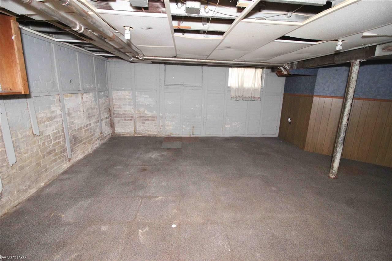 3492 Devonshire Road Detroit, MI 48224 - Photo 28 of 45 50027655-28.JPG